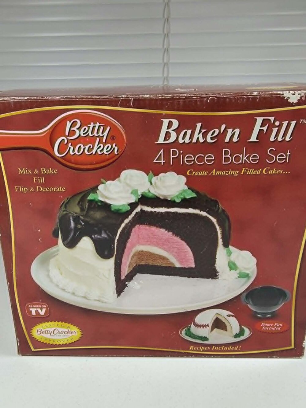 BETTY CROCKER BAKE AND FILL 4 PIECE BAKE SET BAKING CAKES VINTAGE